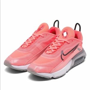 Nikeairmax2090 sneakers #Nike #Nikewomens size 6.5
